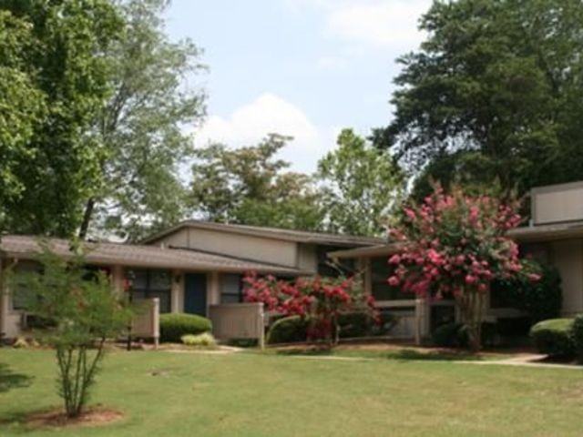 Carriage Hill Apartments 604 Hillcrest Pkwy, Dublin, GA 31021 Zumper