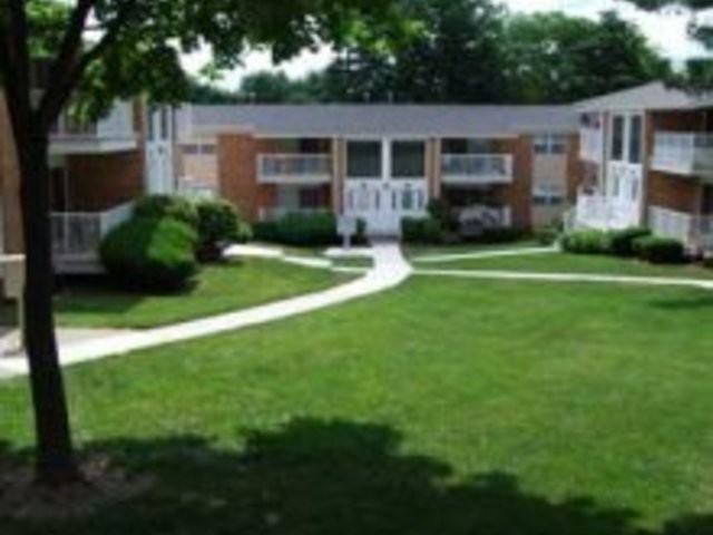 Northwood Apartments - Photo 2 of 10