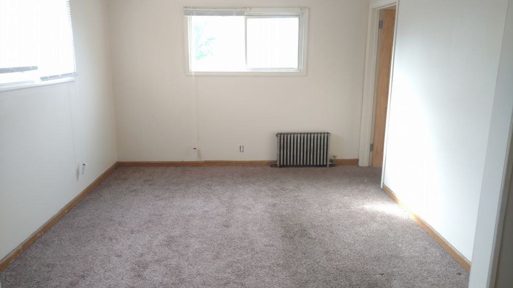 6702 W Fairview Ave - Photo 3 of 9