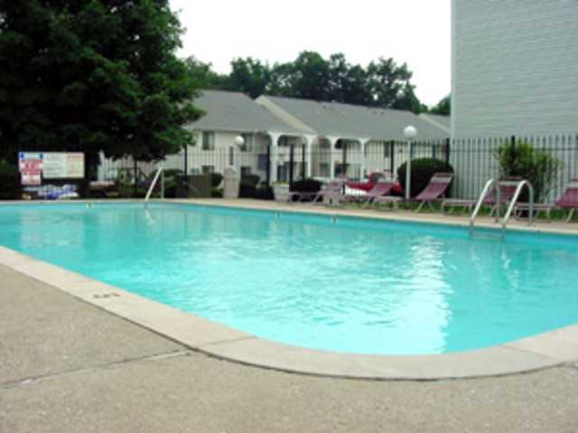 Starlight Apartments - Photo 2 of 6