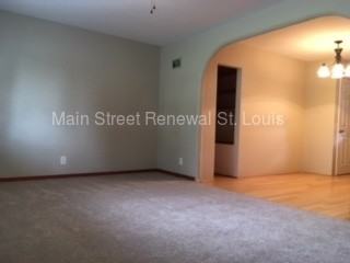435 Hundley Dr - Photo 2 of 11