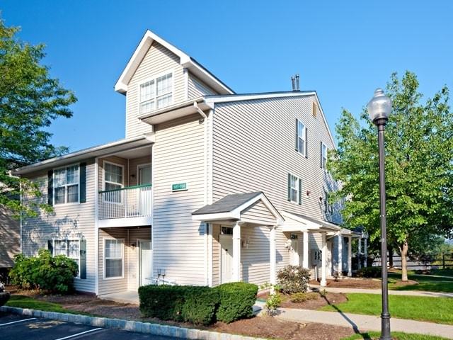 Avalon Green - Photo 2 of 6