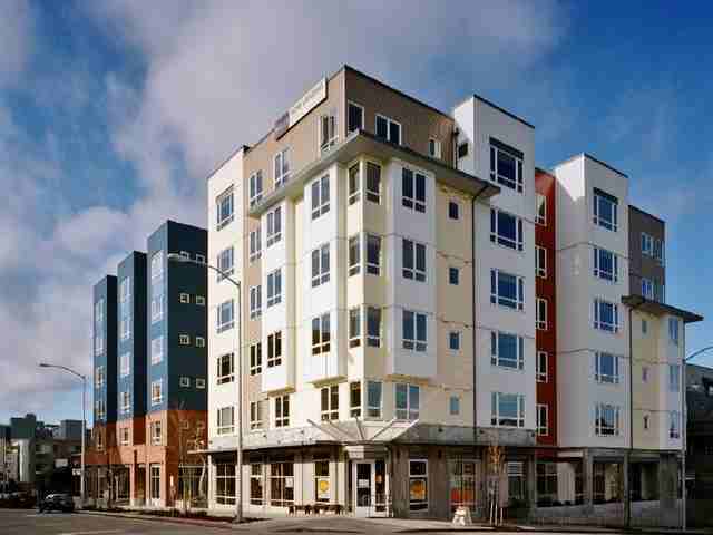 Helix-Ellipse - Photo 2 of 7