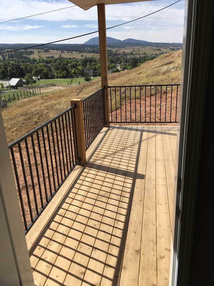 701 E Federal St - Photo 2 of 10