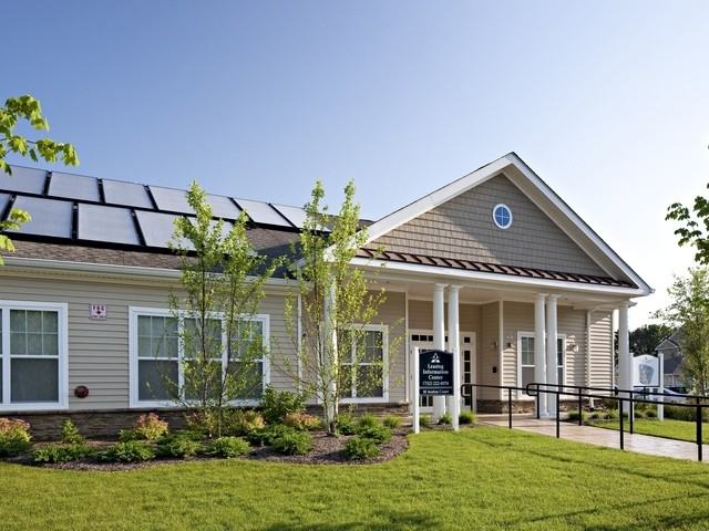 Avalon Bloomingdale - Photo 2 of 6