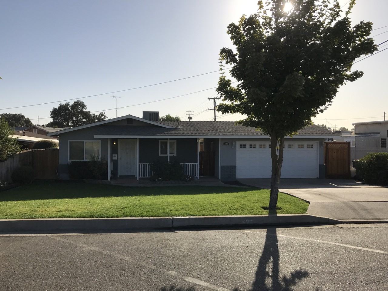 6940 3rd St - Photo 2 of 10