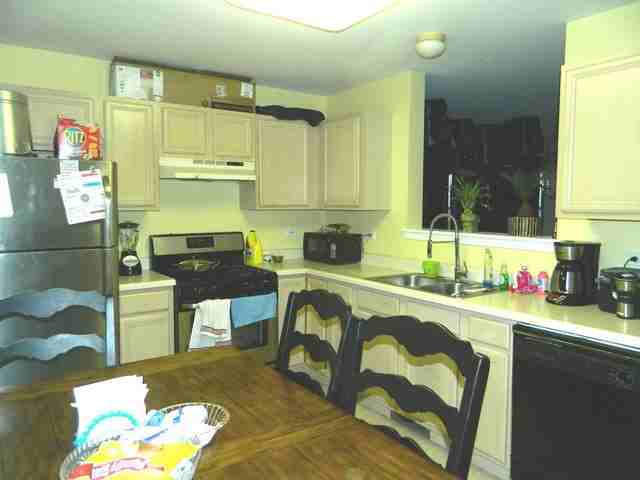 112 Holiday Ln #112 - Photo 2 of 7