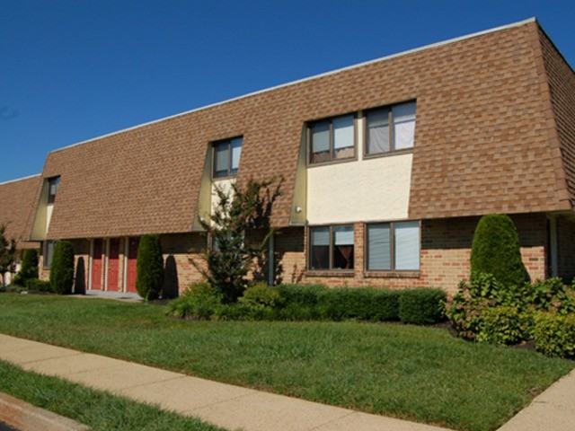 Westwood Gardens - Photo 3 of 6