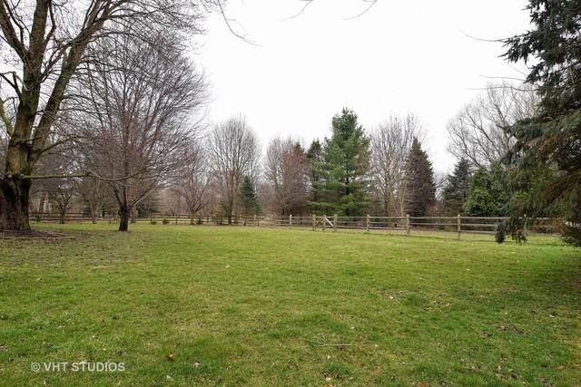 7N044 Brewster Creek Cir - Photo 2 of 25