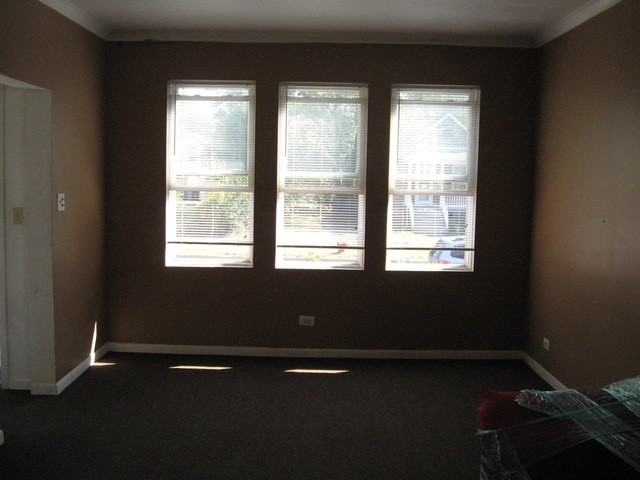 11728 S Harvard Ave - Photo 3 of 12