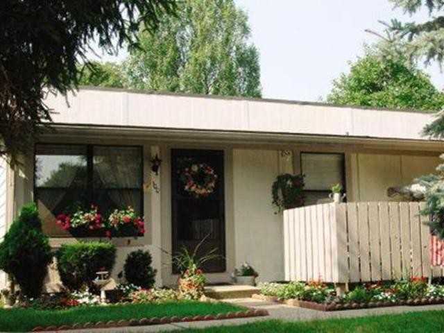 Amesbury Apartments - Photo 2 of 6