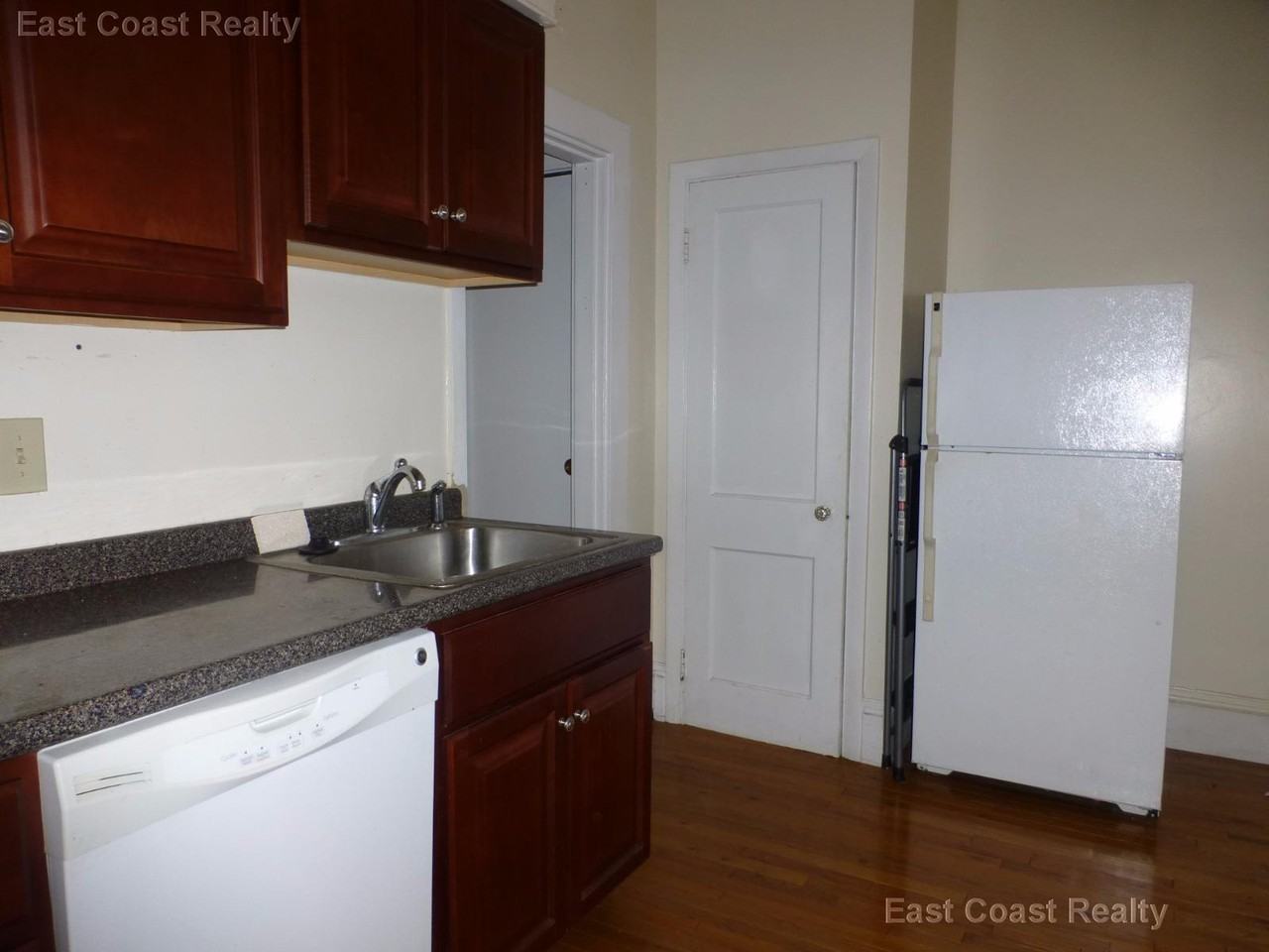 1477 Beacon Street - Photo 2 of 6