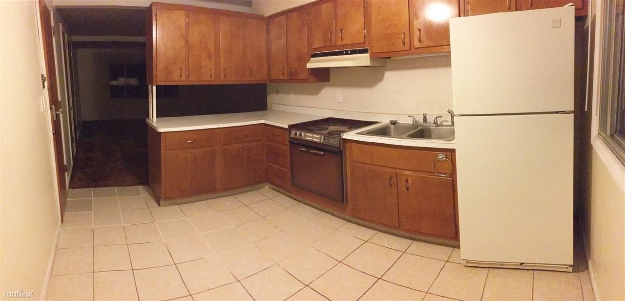 405 E Woodlawn Ave - Photo 3 of 5