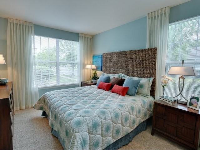 The Aventine at Oakhurst North - Photo 3 of 6