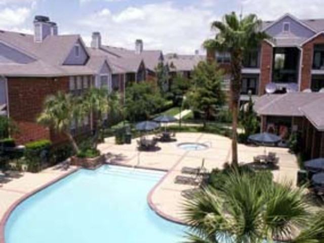 The Seasons - Photo 3 of 6