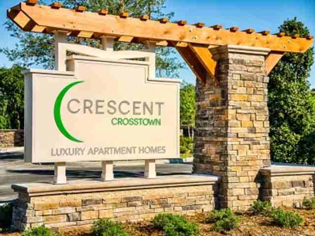 Crescent Crosstown Apartments - Photo 2 of 6