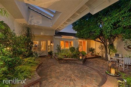 9 La Rochelle - Photo 3 of 50