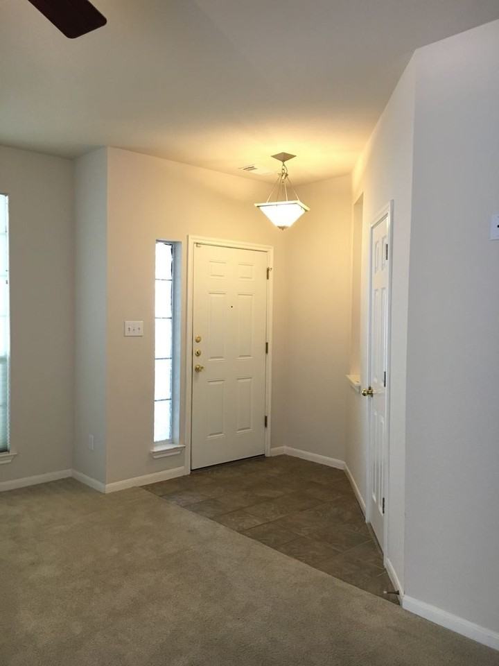 724 Bent Wood Pl - Photo 2 of 16