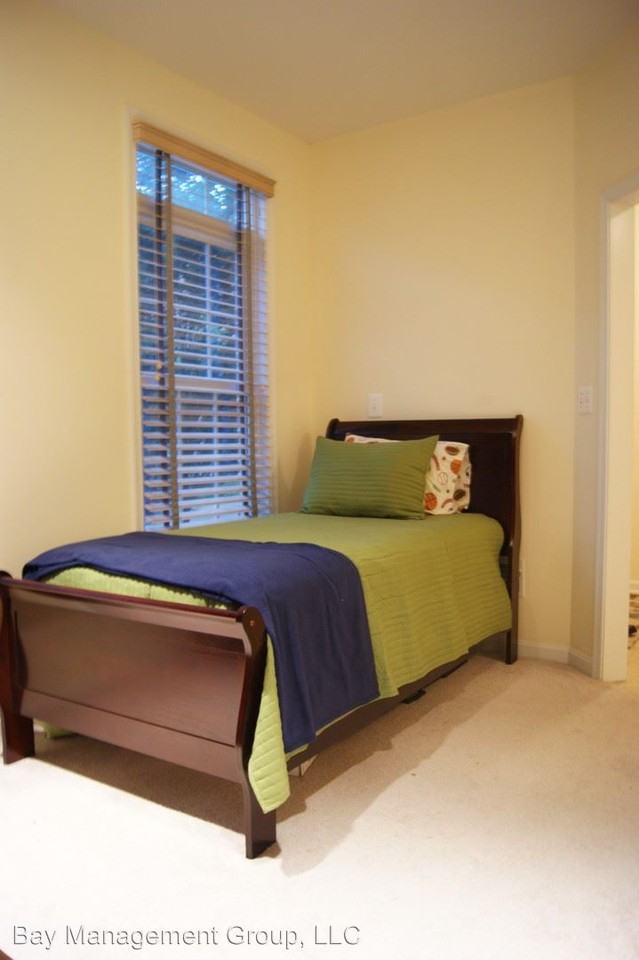 1317 Lowman St - Photo 3 of 24