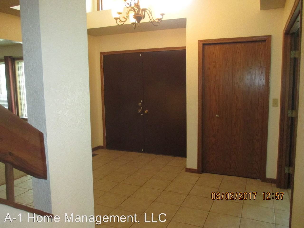 1120 Popes Valley Dr - Photo 2 of 36