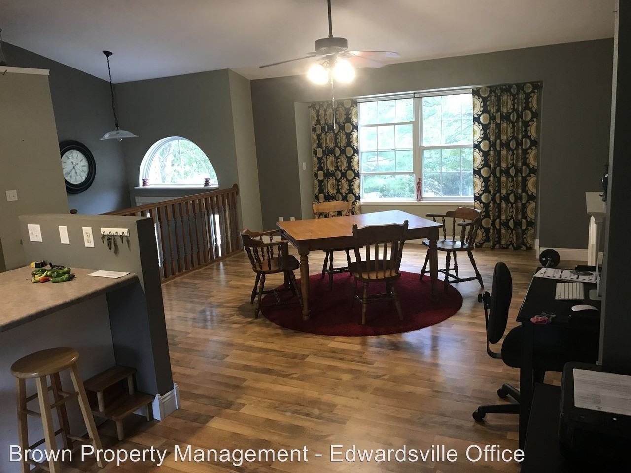 17 Williamsburg Ln - Photo 3 of 18