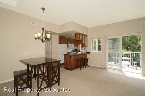 2010 Newport Way NW #13-5 - Photo 3 of 22