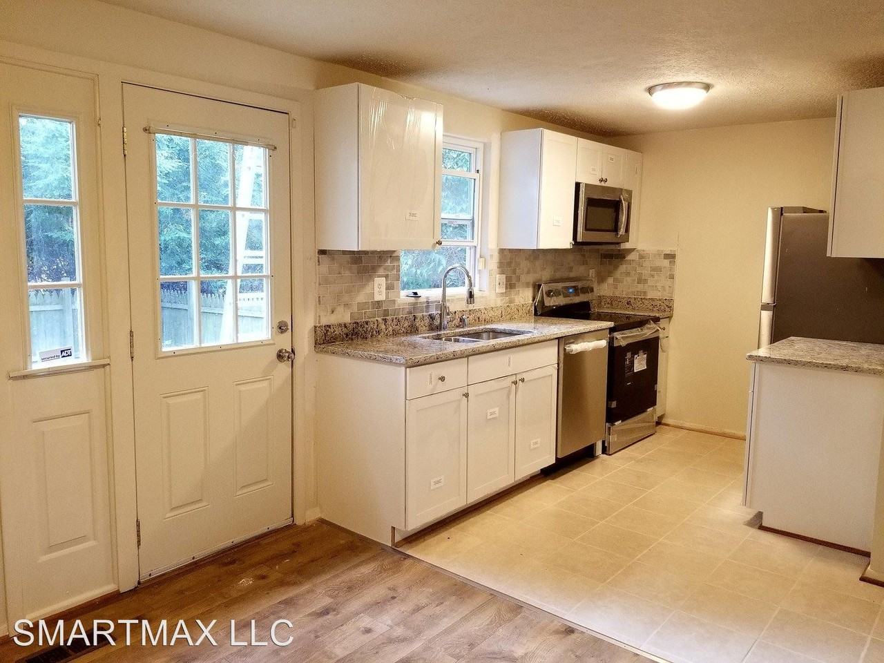 14 McDonald Chapel Ct - Photo 2 of 6