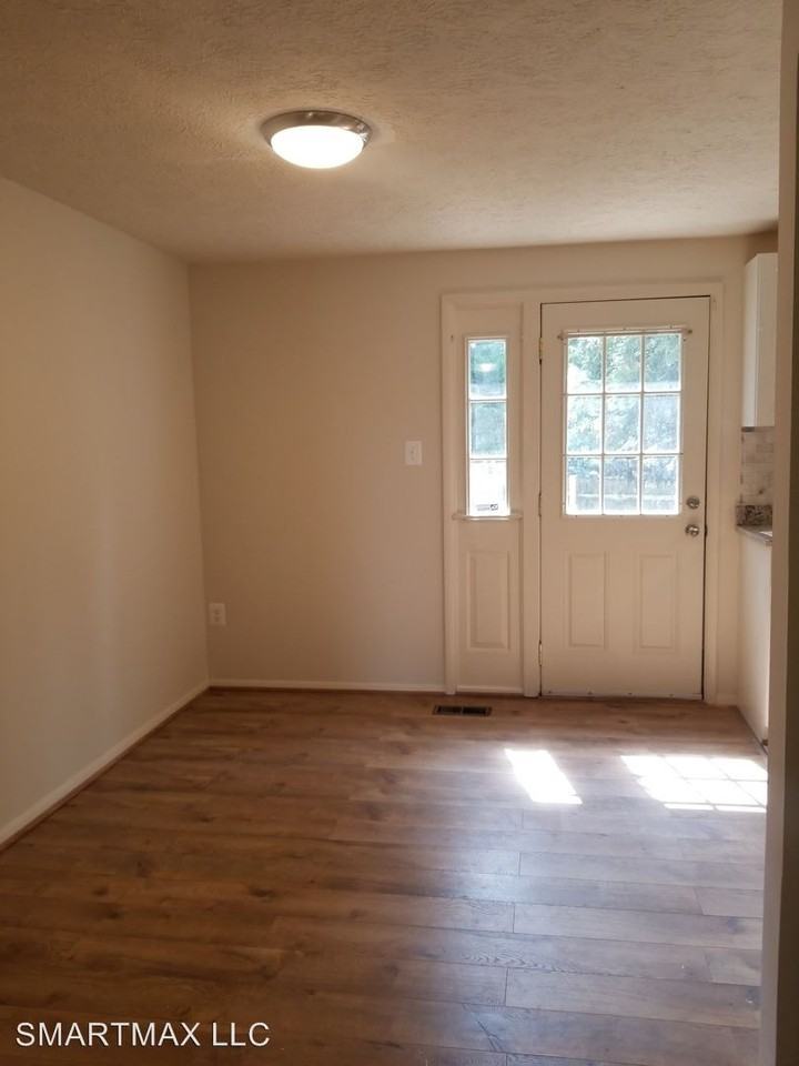 14 McDonald Chapel Ct - Photo 3 of 6