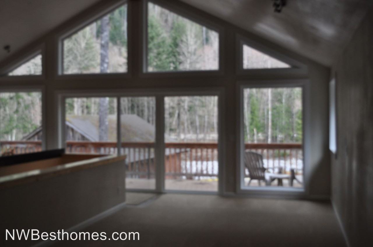 19402 River Pl - Photo 3 of 10