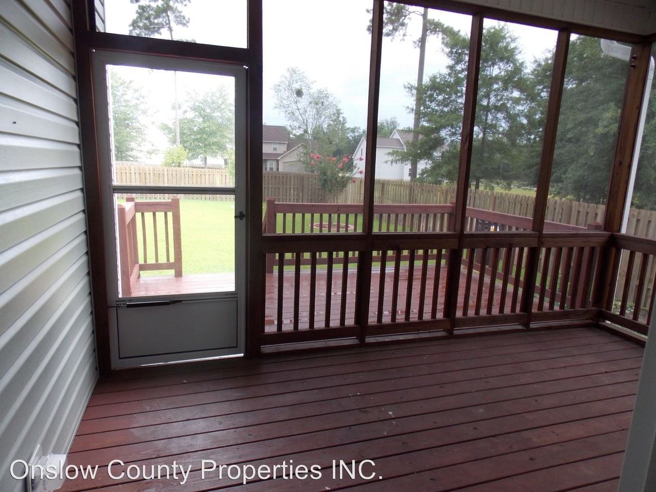 204 Wedgefield Cir - Photo 2 of 16