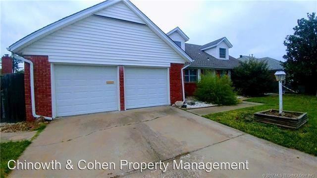 5709 E 44th St - Photo 2 of 20