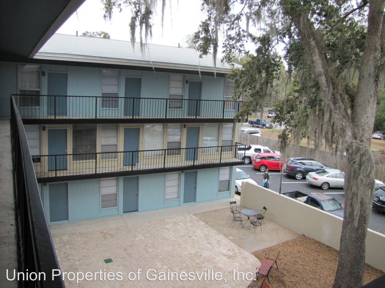 1740 NW 3rd Place - Photo 2 of 45