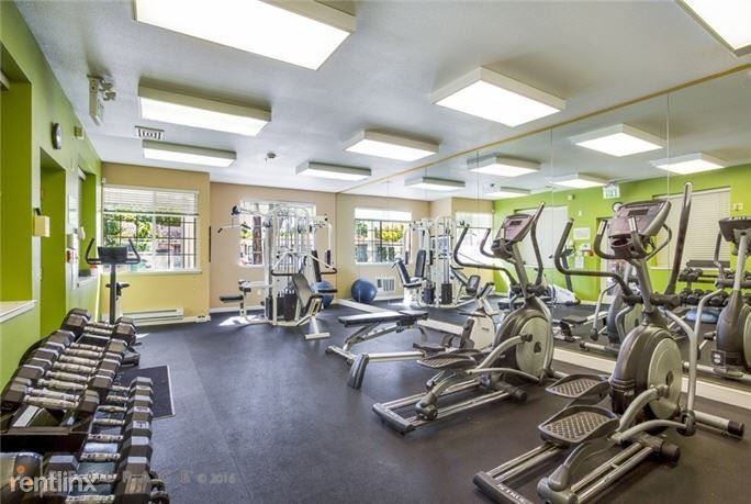 Los Gatos Creek Apartments - Photo 2 of 13