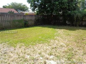 2496 NW 98th Ln - Photo 3 of 10