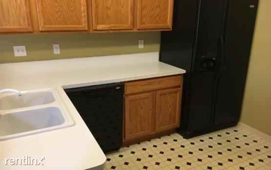 326 Vista Dr N - Photo 3 of 16