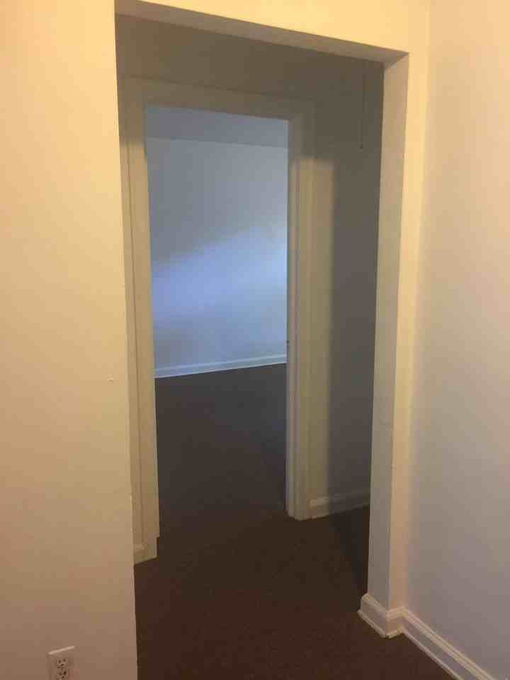 3205 W 2nd St - Photo 3 of 7