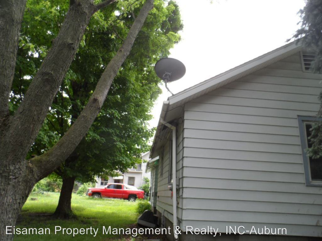 122 N Grant St - Photo 2 of 10