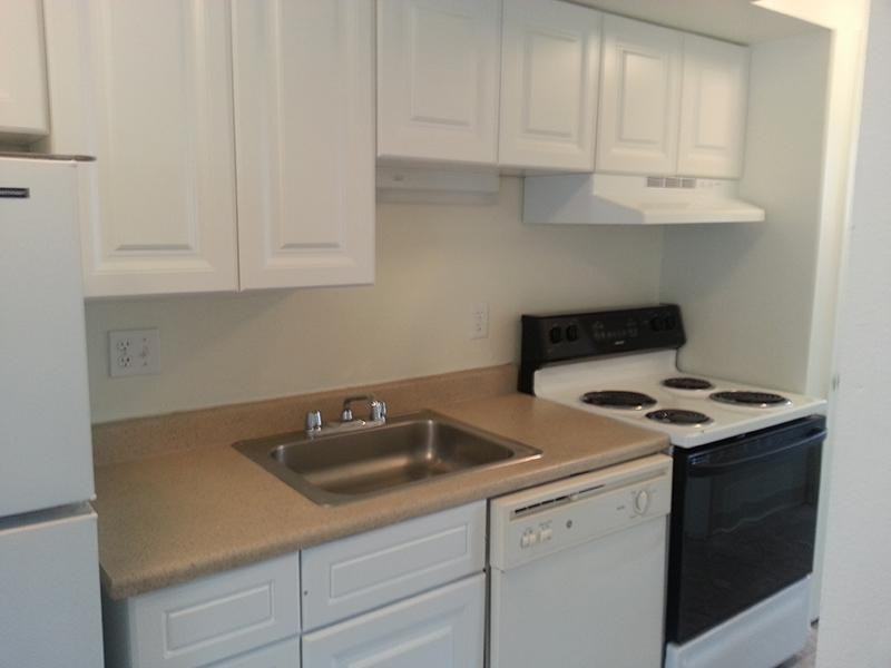 Parkwood Plaza - Photo 3 of 16