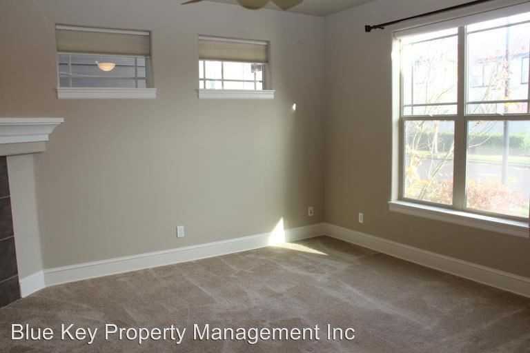 17399 SW Montague Way - Photo 3 of 26