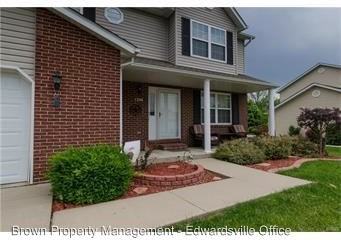 1504 Nottinghill Dr - Photo 2 of 33