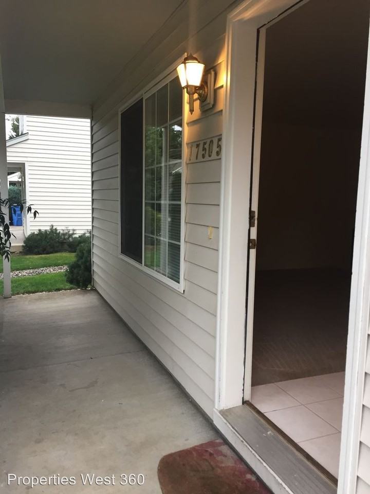 17505 SE 16th Cir - Photo 2 of 20