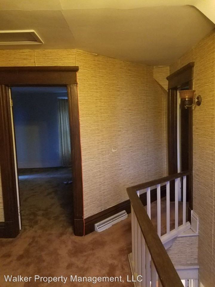 1232 E Madison St - Photo 2 of 18