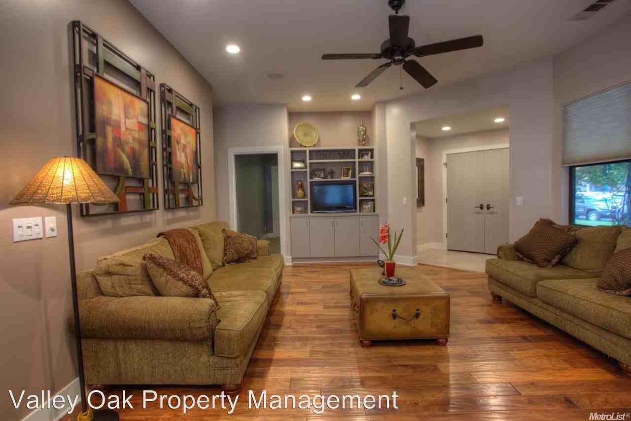 115 Park Ave - Photo 3 of 11