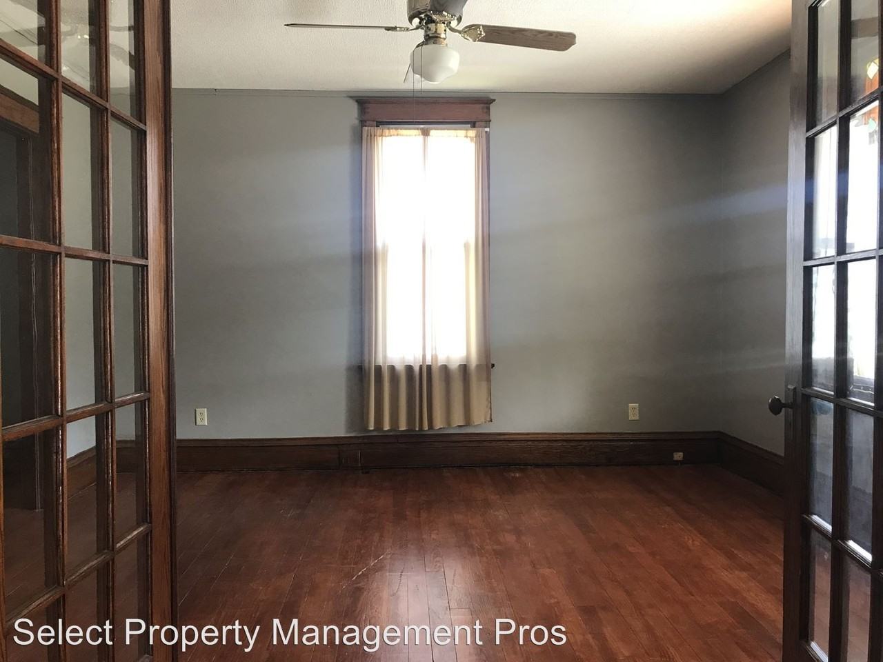 1118 Cottage Ave - Photo 3 of 19