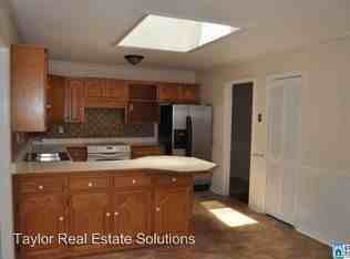 404 Fairway Dr SW - Photo 2 of 8