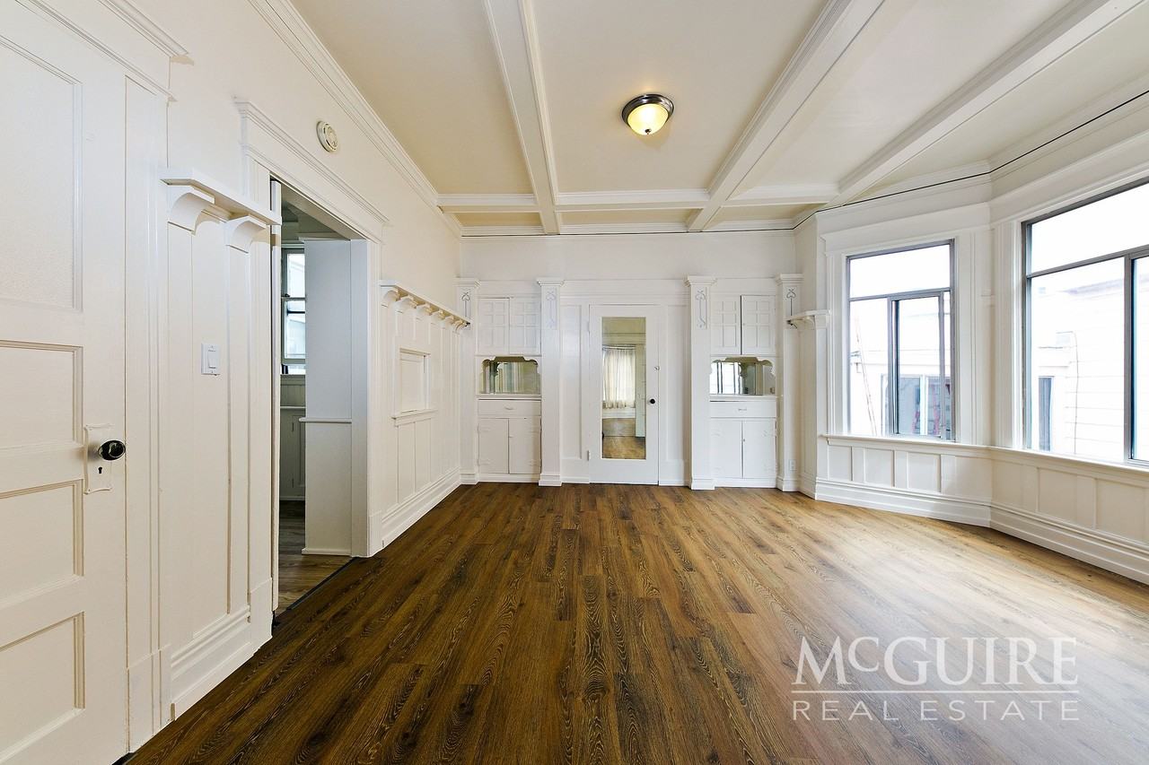 1484 Clay St - Photo 3 of 19