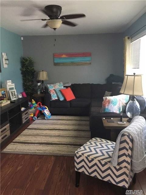 258 2nd Ave - Photo 2 of 14
