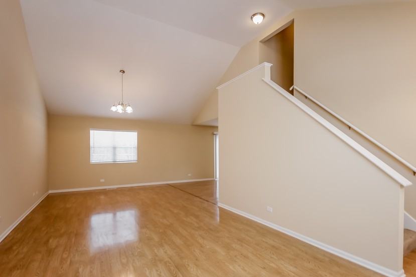 989 Cookane Ave - Photo 3 of 14