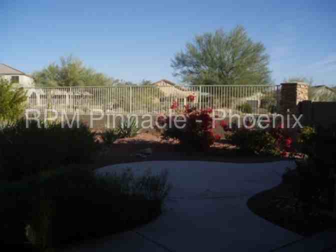 16825 S 30th Ave - Photo 3 of 17