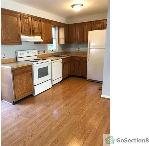 621 St Georges Station Rd - Photo 2 of 8